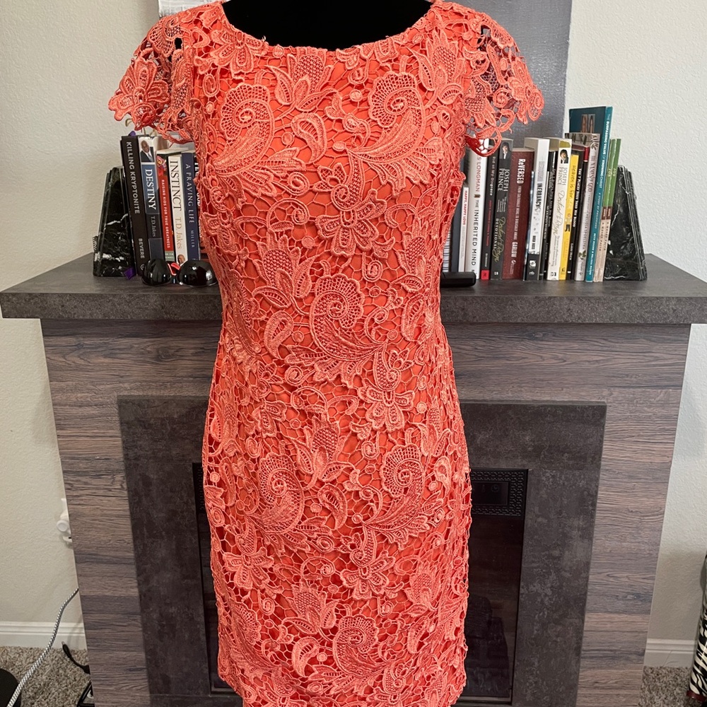 Elegant Vince Camuto Coral Lace Dress